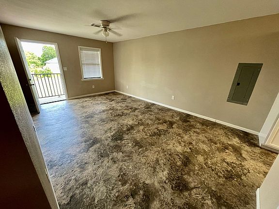 2nd image of 3521 Central Blvd #8