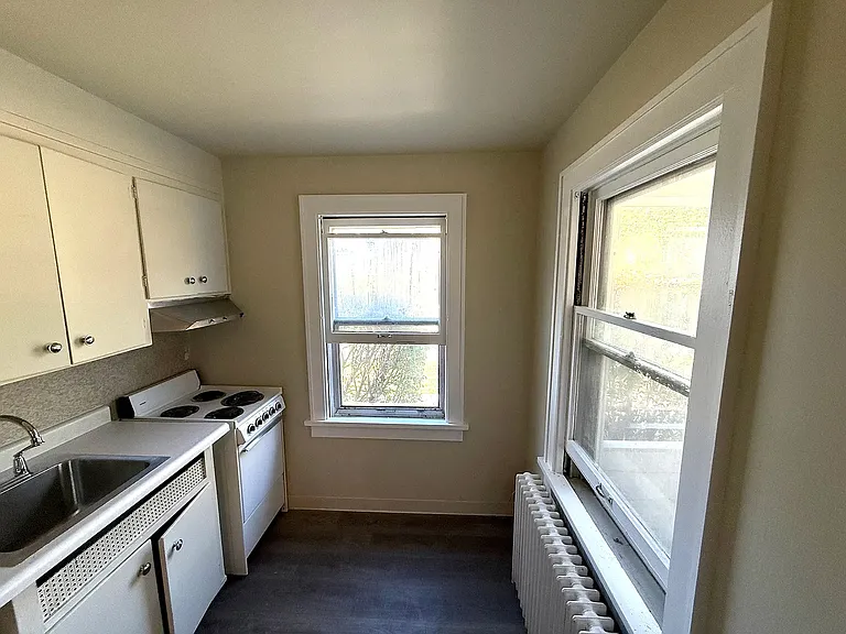 514 N Dubuque St #1 — Photo 2