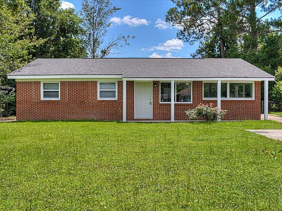 3rd image of 3206 Rhonda Dr