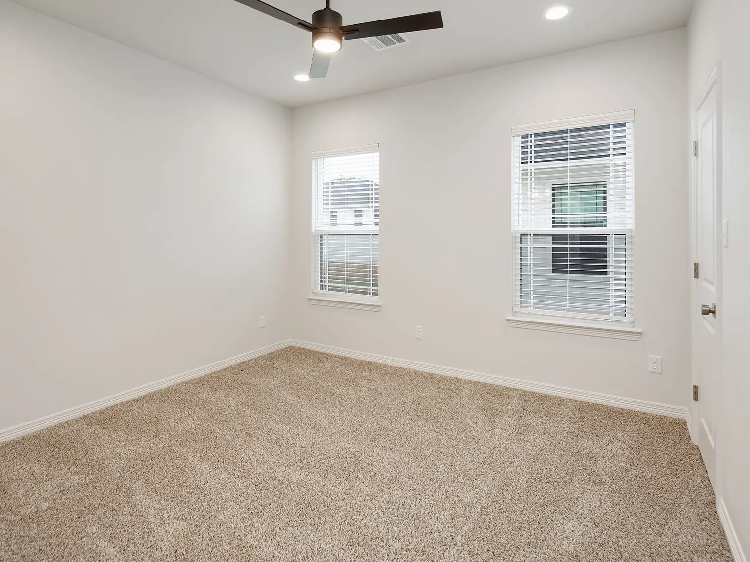 513 Cooner Street - C — Photo 3