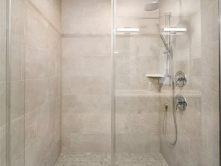 9200F Roosevelt Way NE — Photo 15