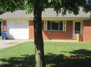 2311 W Twin Springs St, Siloam Springs, AR 72761