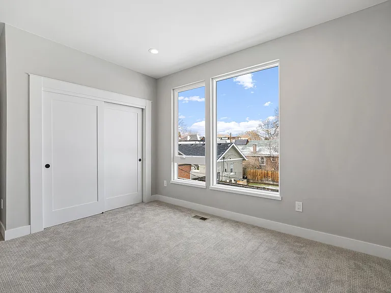 3832 Jason St #5 — Photo 11