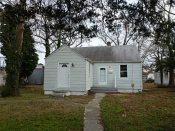 2nd image of 9202 Portal Rd