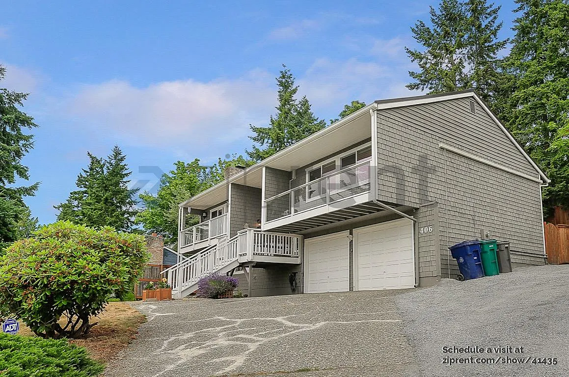 3 bed, 2150 sqft, $3,900 — Photo 2