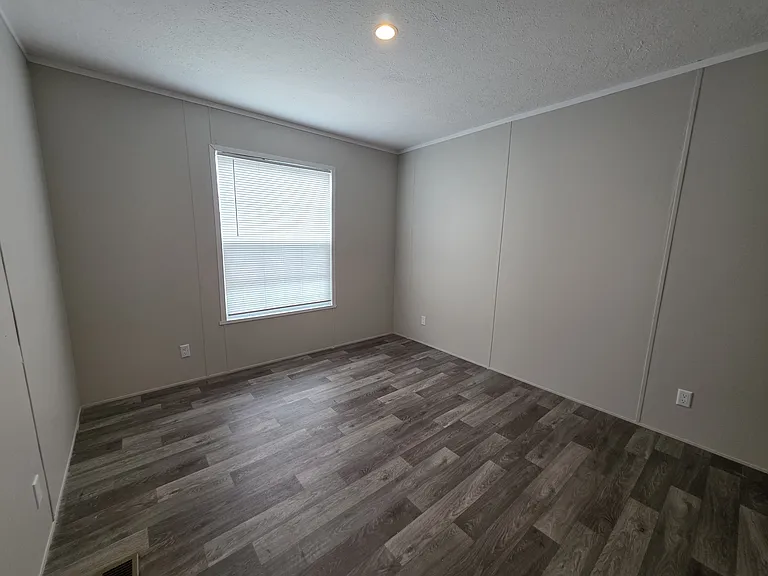 Pineview Estates — Photo 30