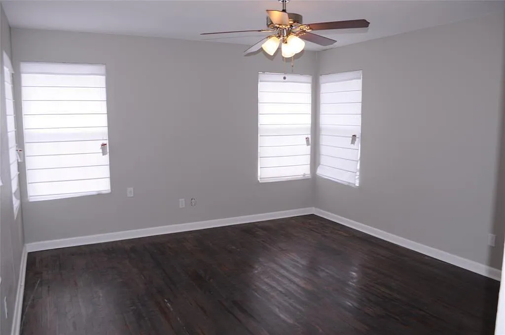 2 bed, 2.0 bath, 958 sqft, $1,500 — Photo 3