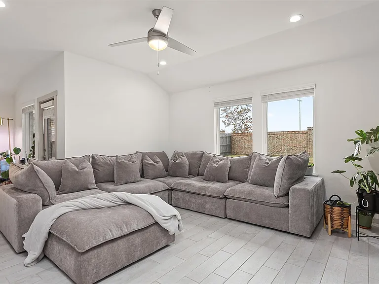 13517 Bonita Island Way — Photo 10