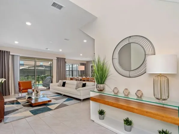 5444 Misty Oak Cir, Davenport, FL 33837