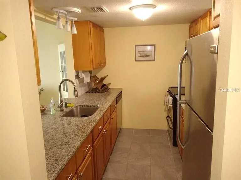 464 N Paula Dr N #323 — Photo 4