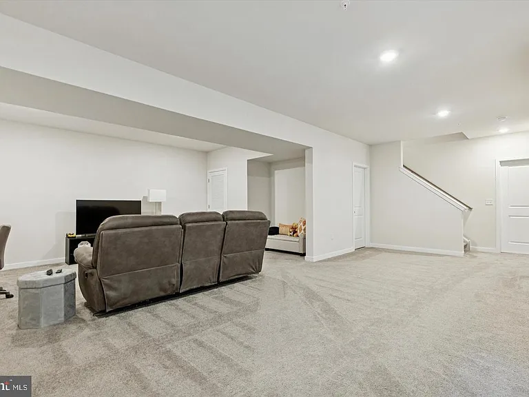 141 Four Leaf Dr — Photo 27