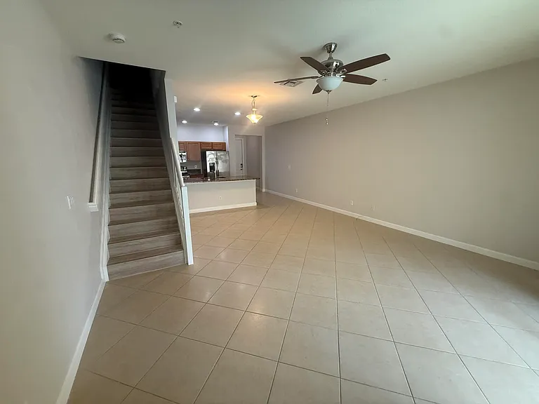 9519 SW Merlin Ct — Photo 8
