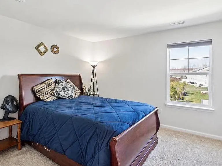 5 Roberta Way — Photo 19