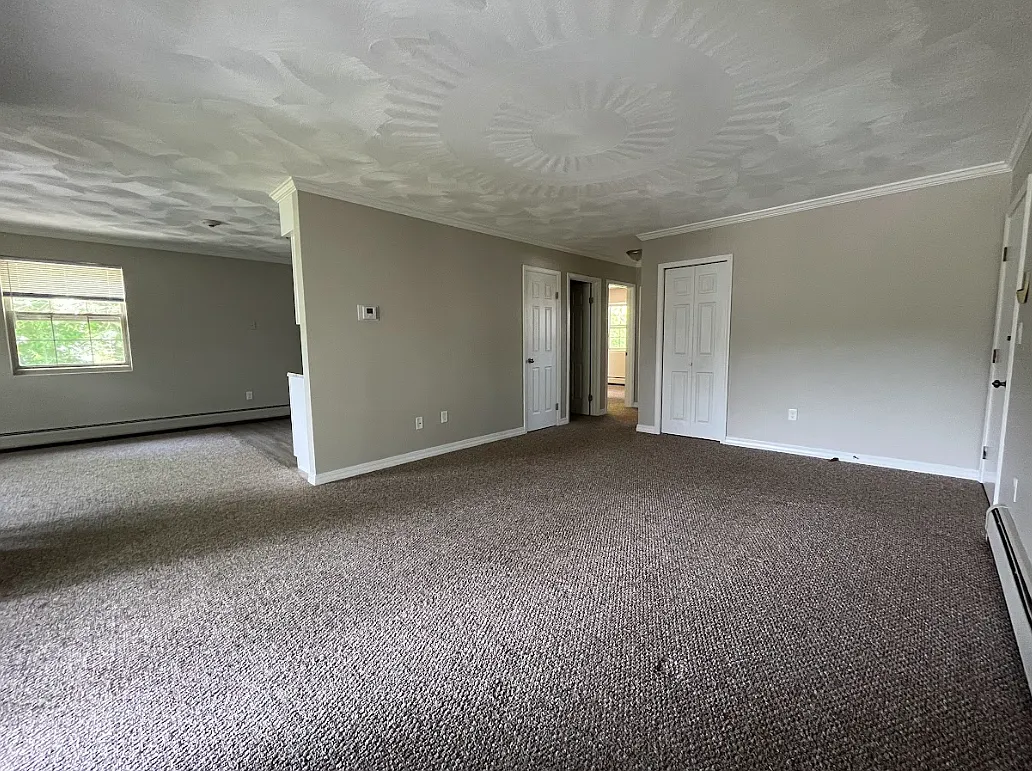 2 bed, $1,600 — Photo 3