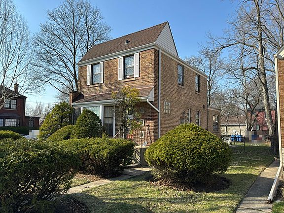 2nd image of 2856 W Chase Ave