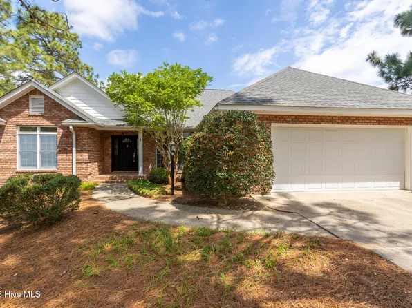 8 Pinebrook Drive, Pinehurst, NC 28374