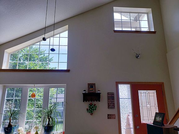 5th image of 5240 Pine Valley Dr