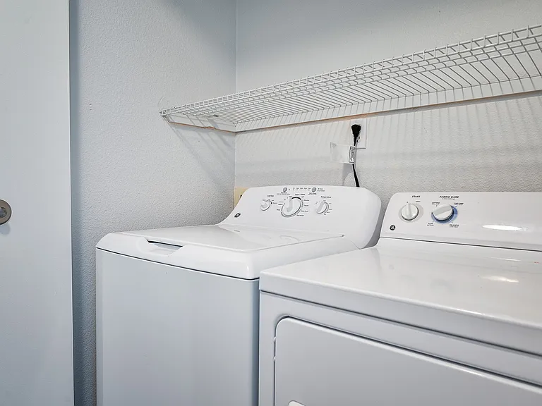 Riverwood Heights | Washer and Dryer