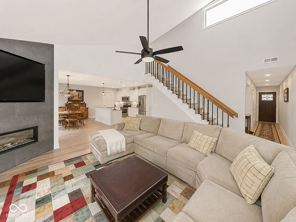 1st image of 9369 S Pointe Lasalles Dr