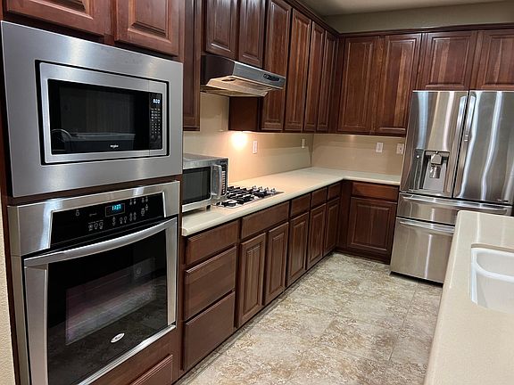 4th image of 29 Oliver Ct