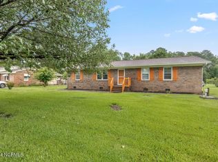 146 Trott Rd, Richlands, NC 28574