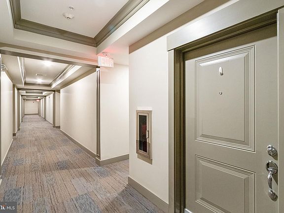 2nd image of 2903 Bleeker St #5101