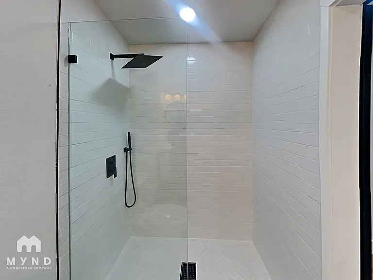 1603 Rutland Dr #B — Photo 8
