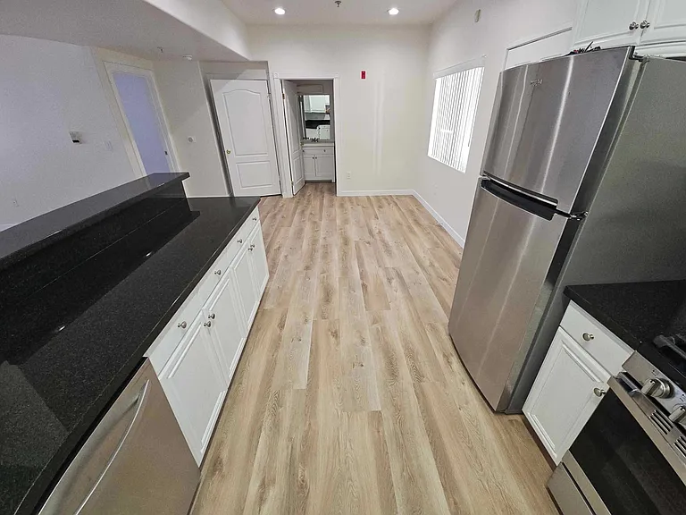 Fruitland Dr — Photo 18