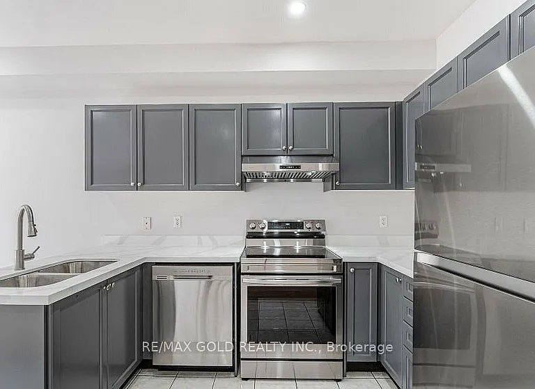 69 Portrush Trl — Photo 11
