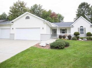2603 Hollyberry Dr, Midland, MI 48642
