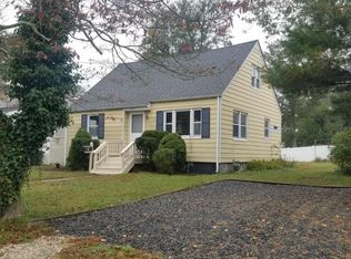 707 Old Farm Rd, Point Pleasant Beach, NJ 08742