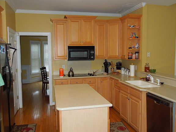 5th image of 4908 Riverplace Ct