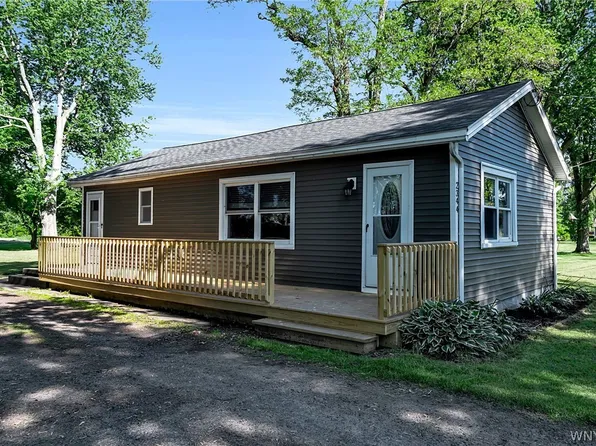 2344 Lincoln Ave, Wilson, NY 14172