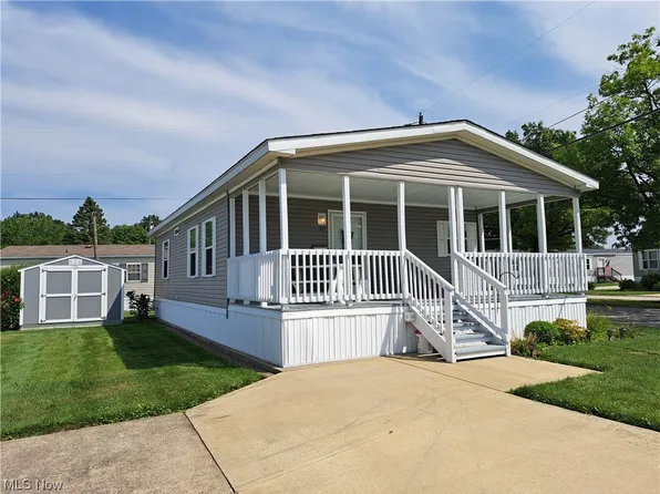 18592 Edwards Rd #20, Doylestown, OH 44230