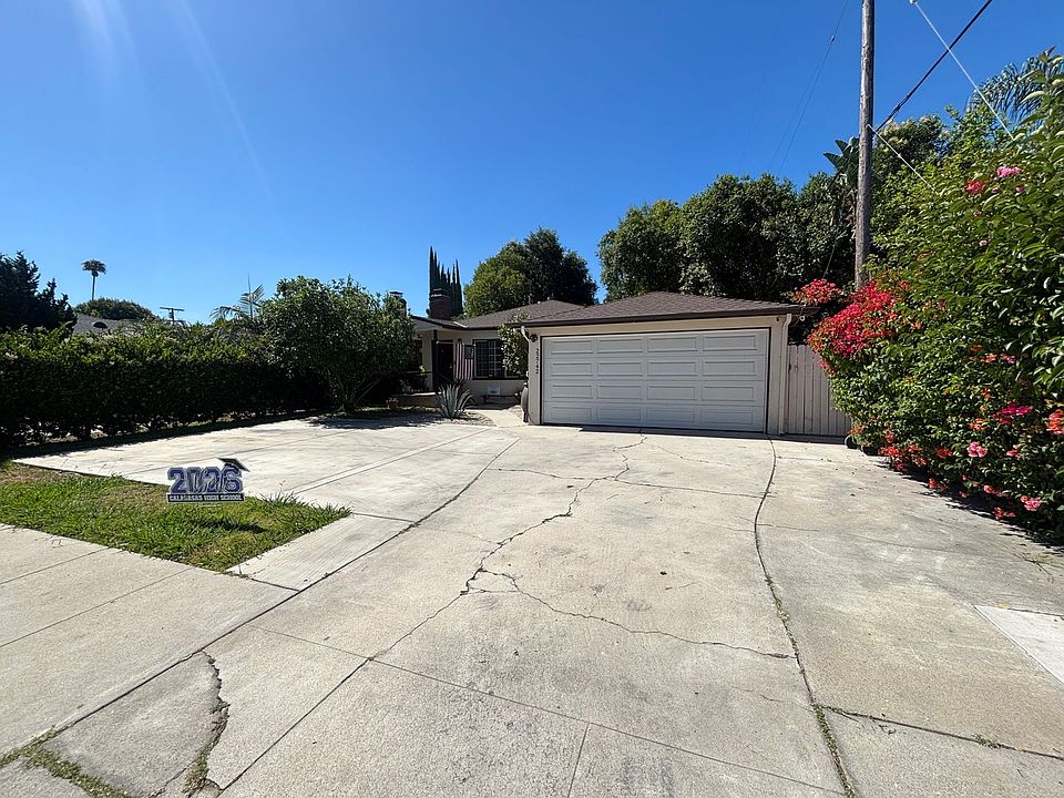 1st image of 22742 Burbank Blvd