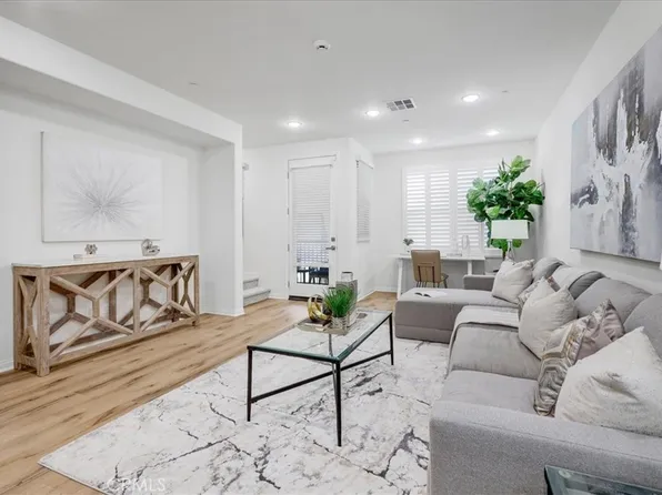 148 Capricorn, Irvine, CA 92618