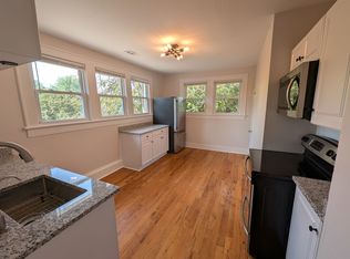 Perry Avenue, 35, Greenville, SC 29601