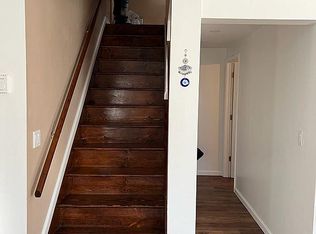 127 Rodeo Dr, Lords Valley, PA 18428