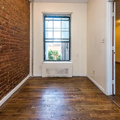 Rented by Nooklyn NYC LLC | media 59
