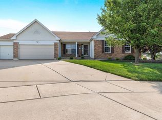 39 Raleigh Ct, Wentzville, MO 63385