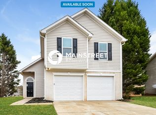 3364 Deerwood Ln, Rex, GA