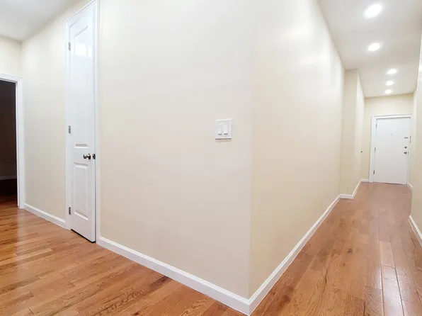 2694 Kennedy Boulevard image 4 of 9