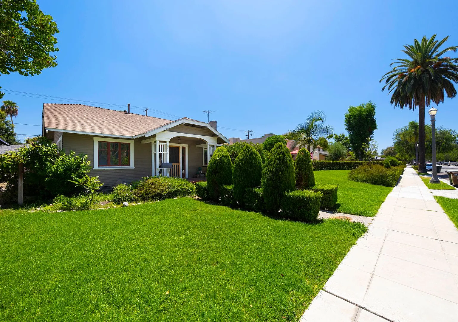 Classic Anaheim Living with Prime Location — Photo 2