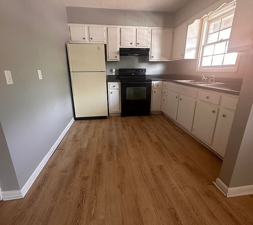 Cedar Trace Apartments 1217 West Reservoir Ave Apartment Rentals