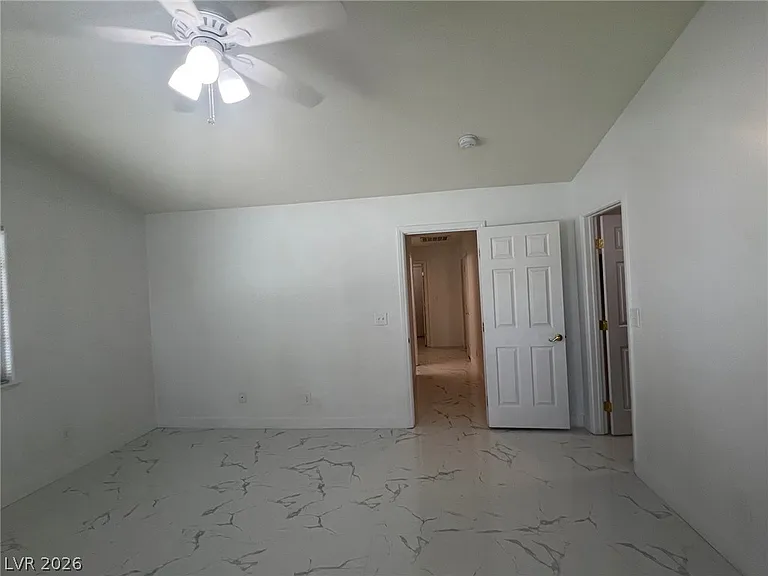 5645 W Katie Ave — Photo 19