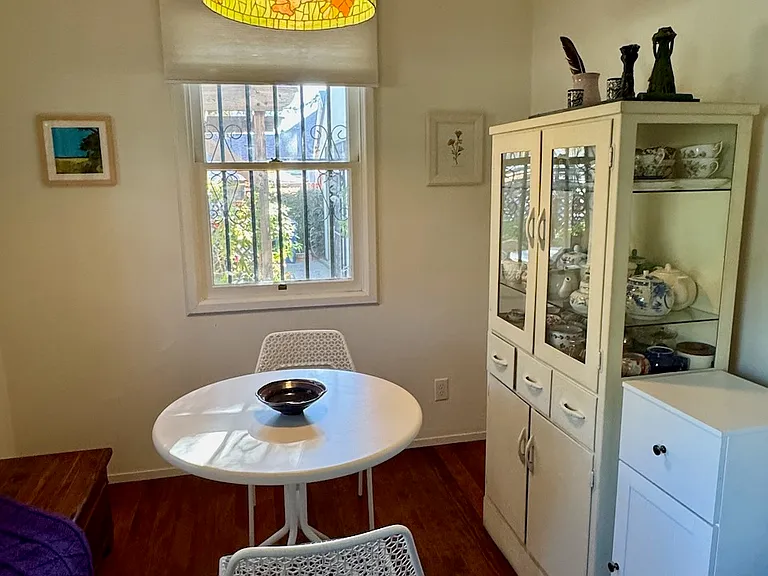 In kitchen seating