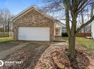11124 Meadow Chase Ct, Louisville, KY