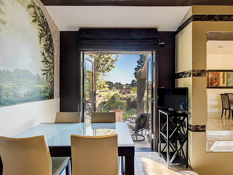 7277 Mission Hills Dr — Photo 12