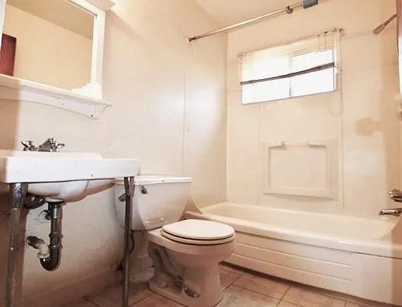 15421-1 Plymouth Pl — Photo 6
