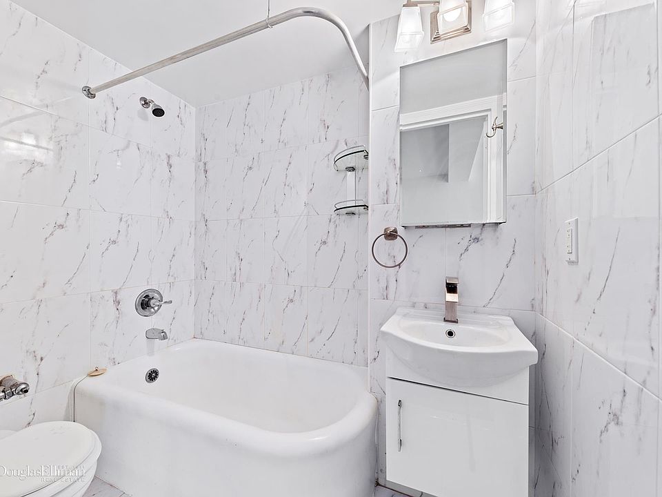 1st image of 45 Tudor City Pl APT 1512